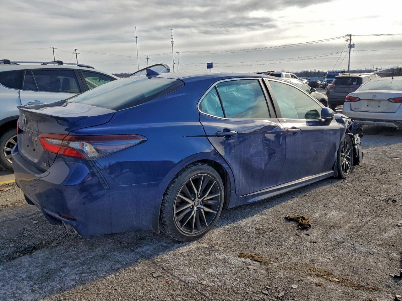 2024 TOYOTA CAMRY SE NIGHT SHADE photo 3