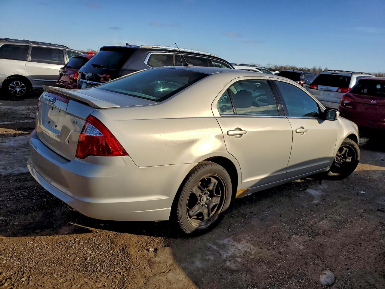 2010 FORD FUSION SE photo 3