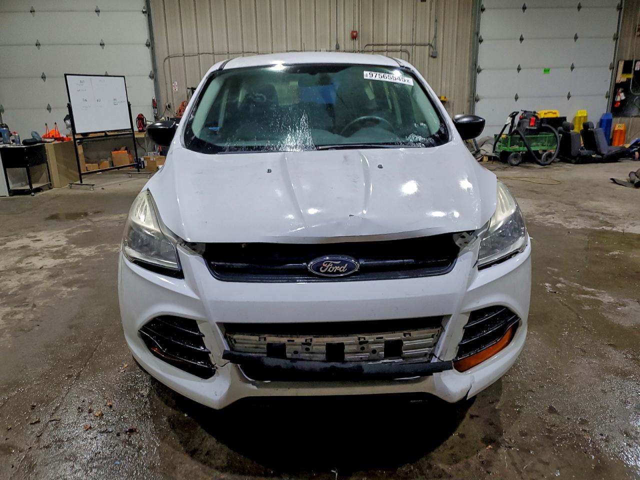 2014 FORD ESCAPE S photo 5