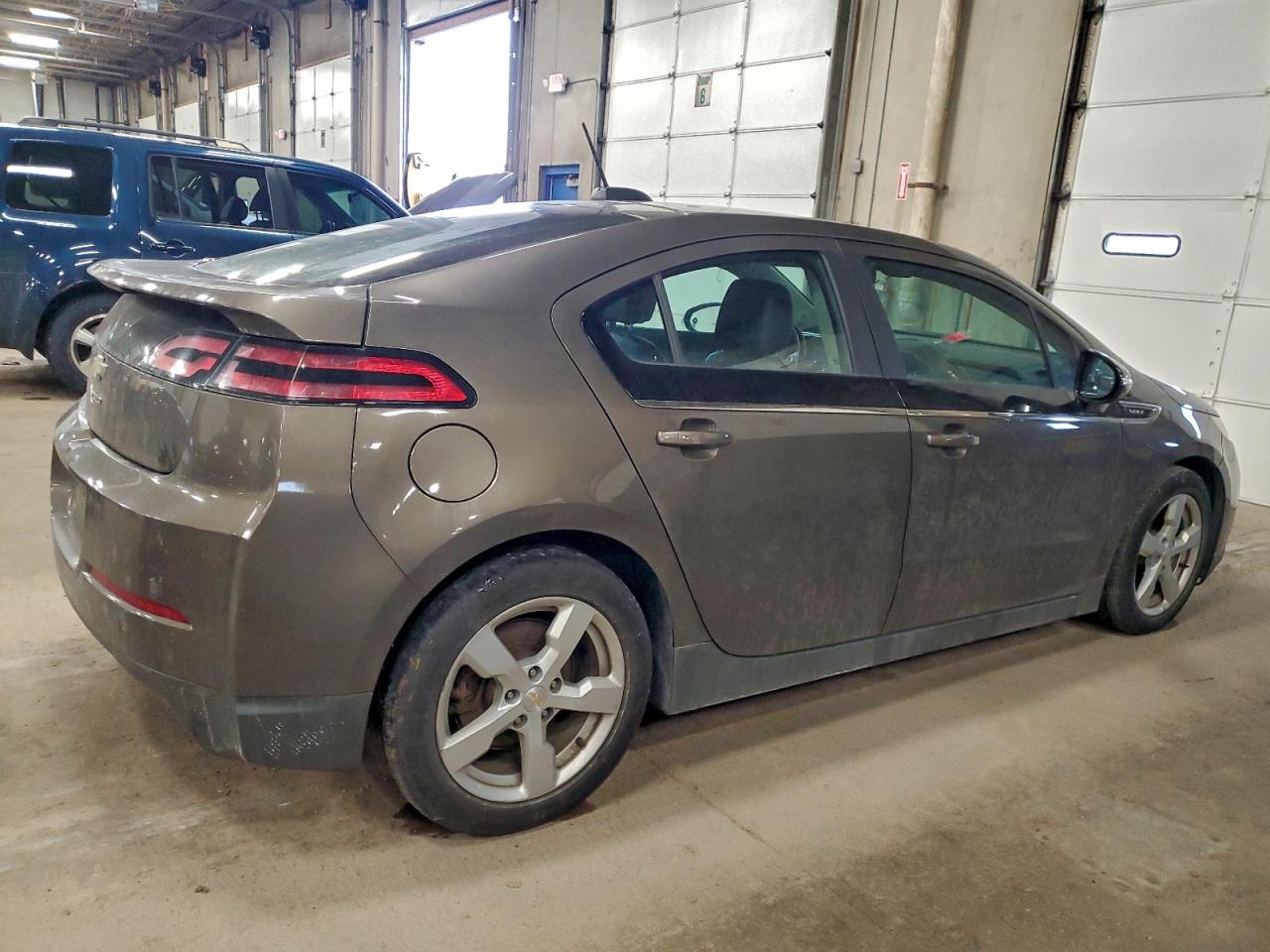 2015 CHEVROLET VOLT photo 3