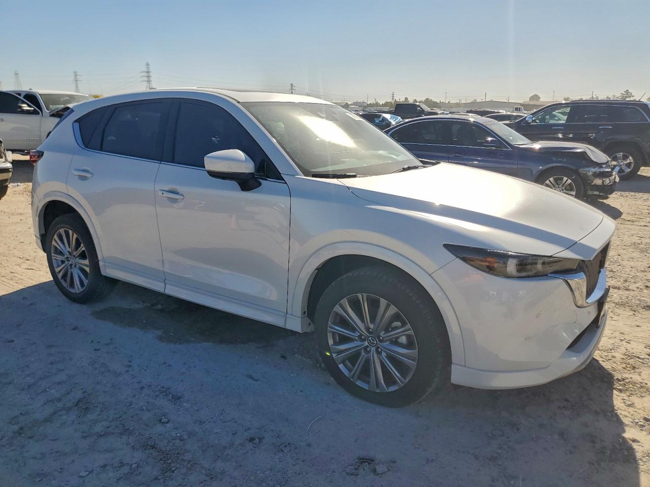 2025 MAZDA CX-5 SIGNATURE photo 4