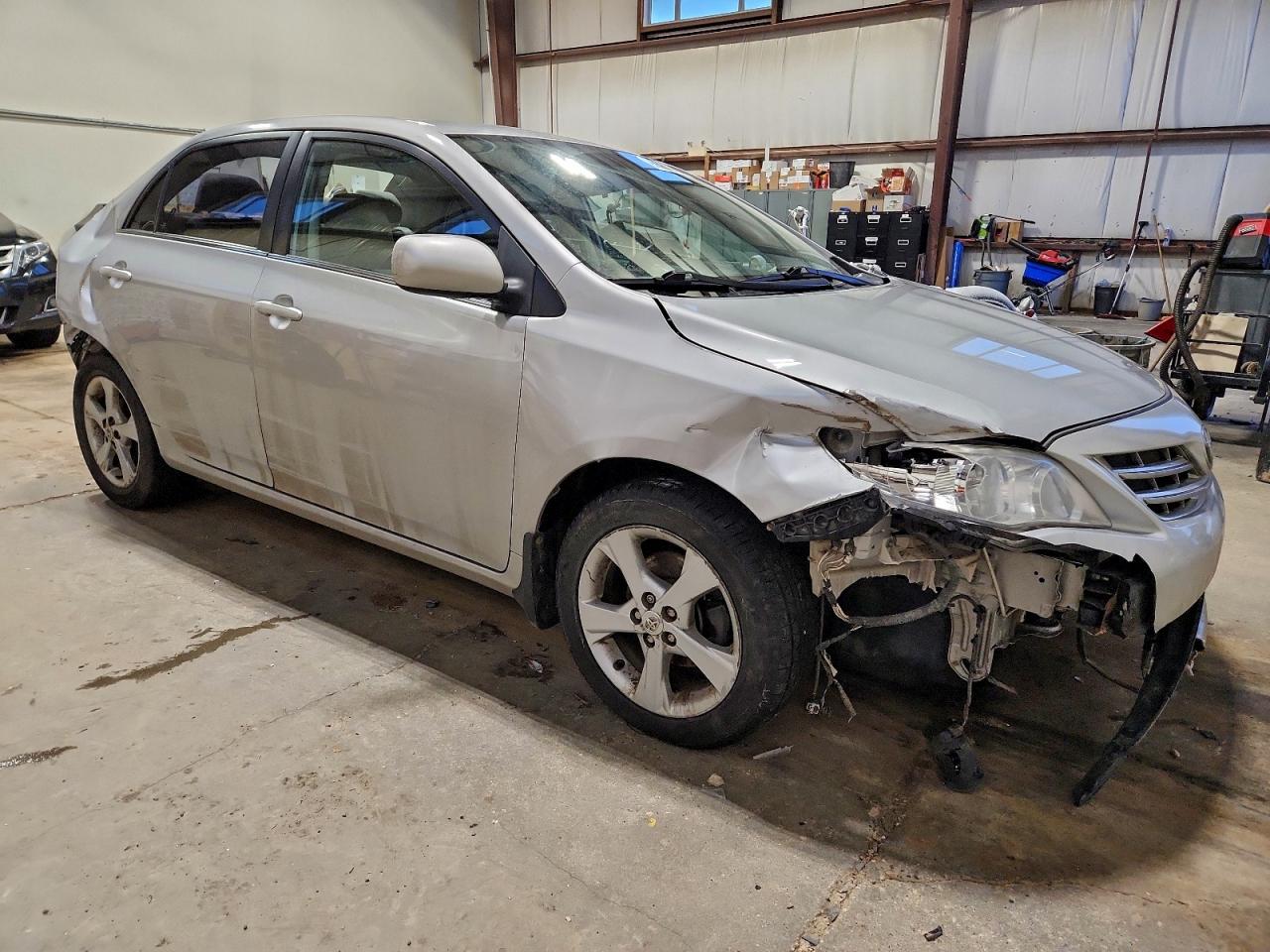2013 TOYOTA COROLLA BASE photo 7