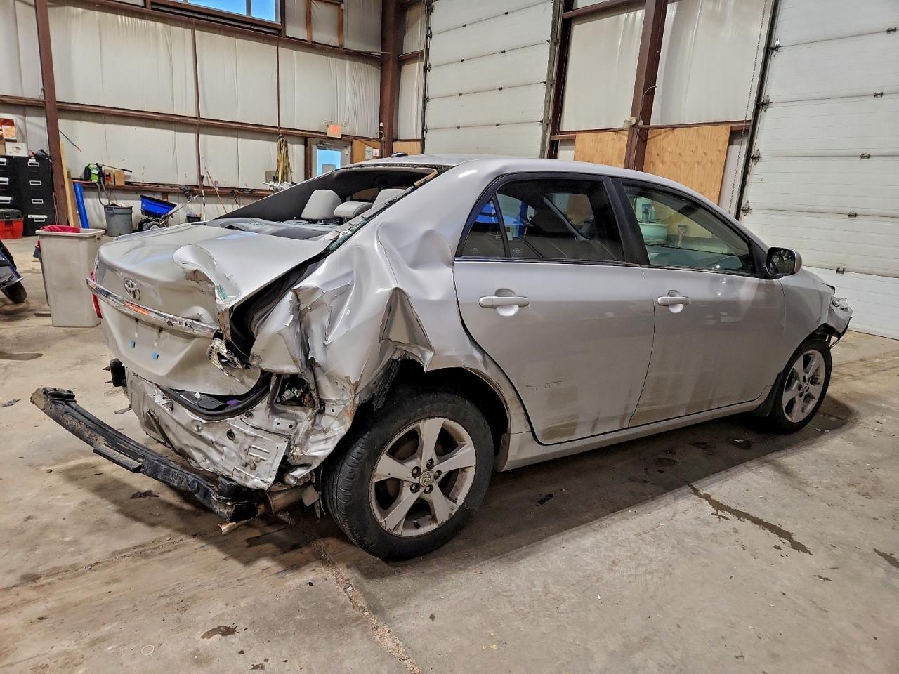 2013 TOYOTA COROLLA BASE photo 5