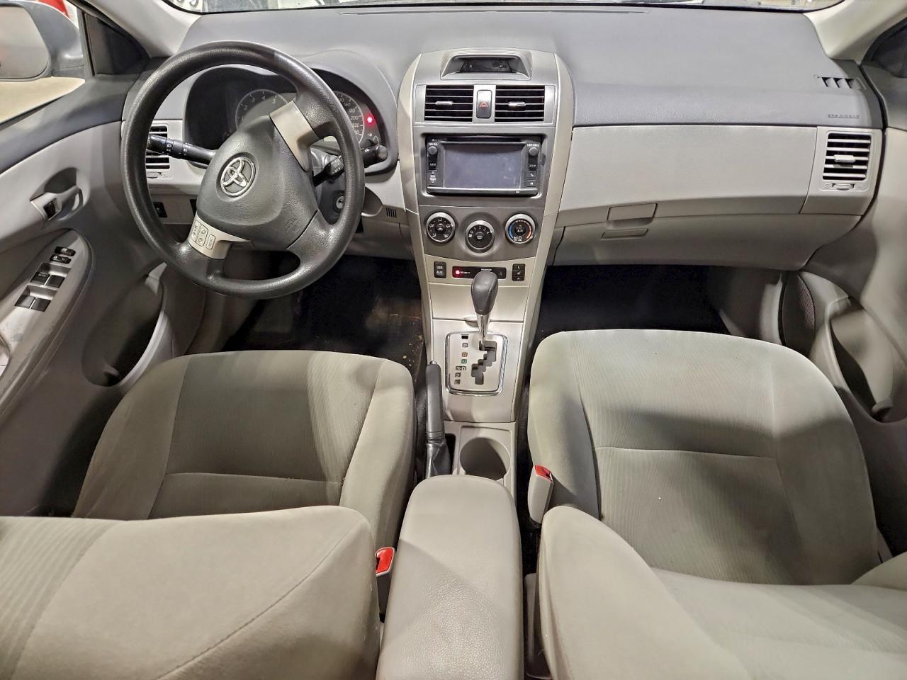 2013 TOYOTA COROLLA BASE photo 15