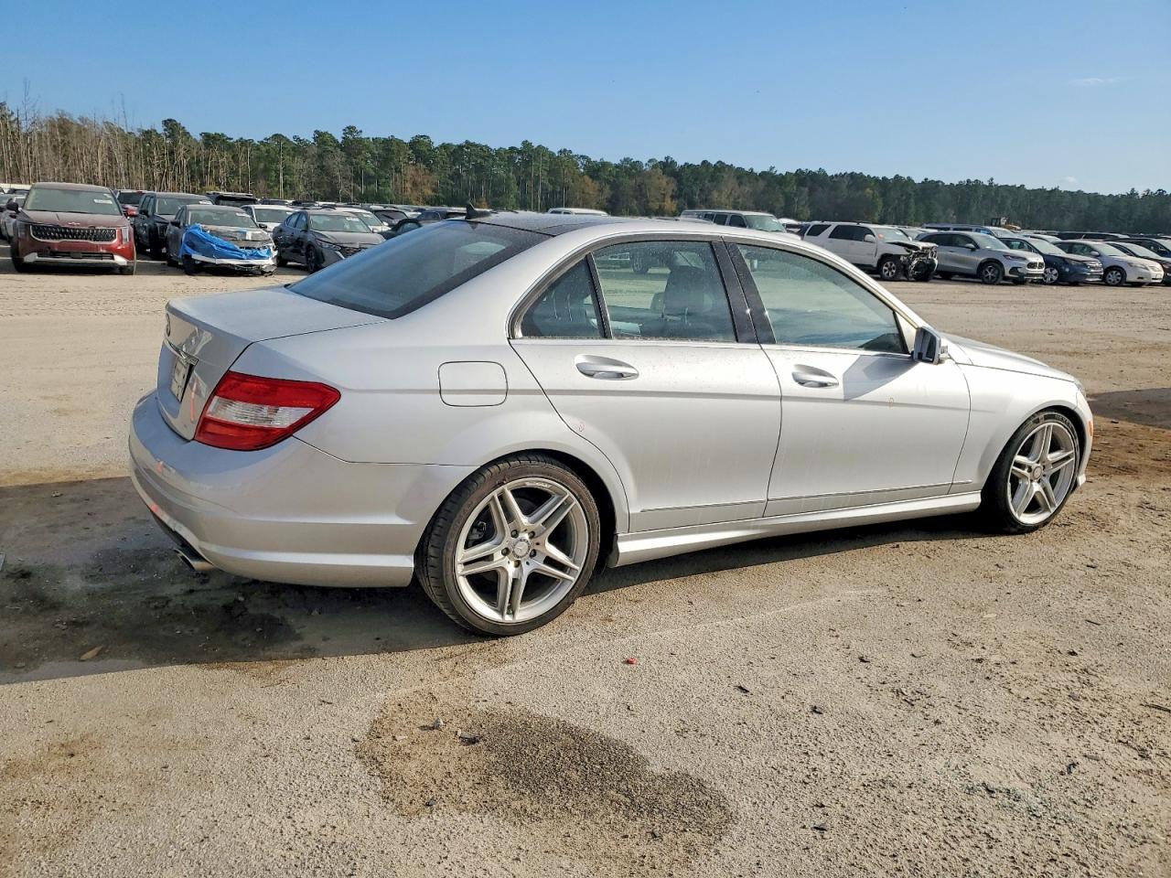 2011 MERCEDES-BENZ C 300 photo 3
