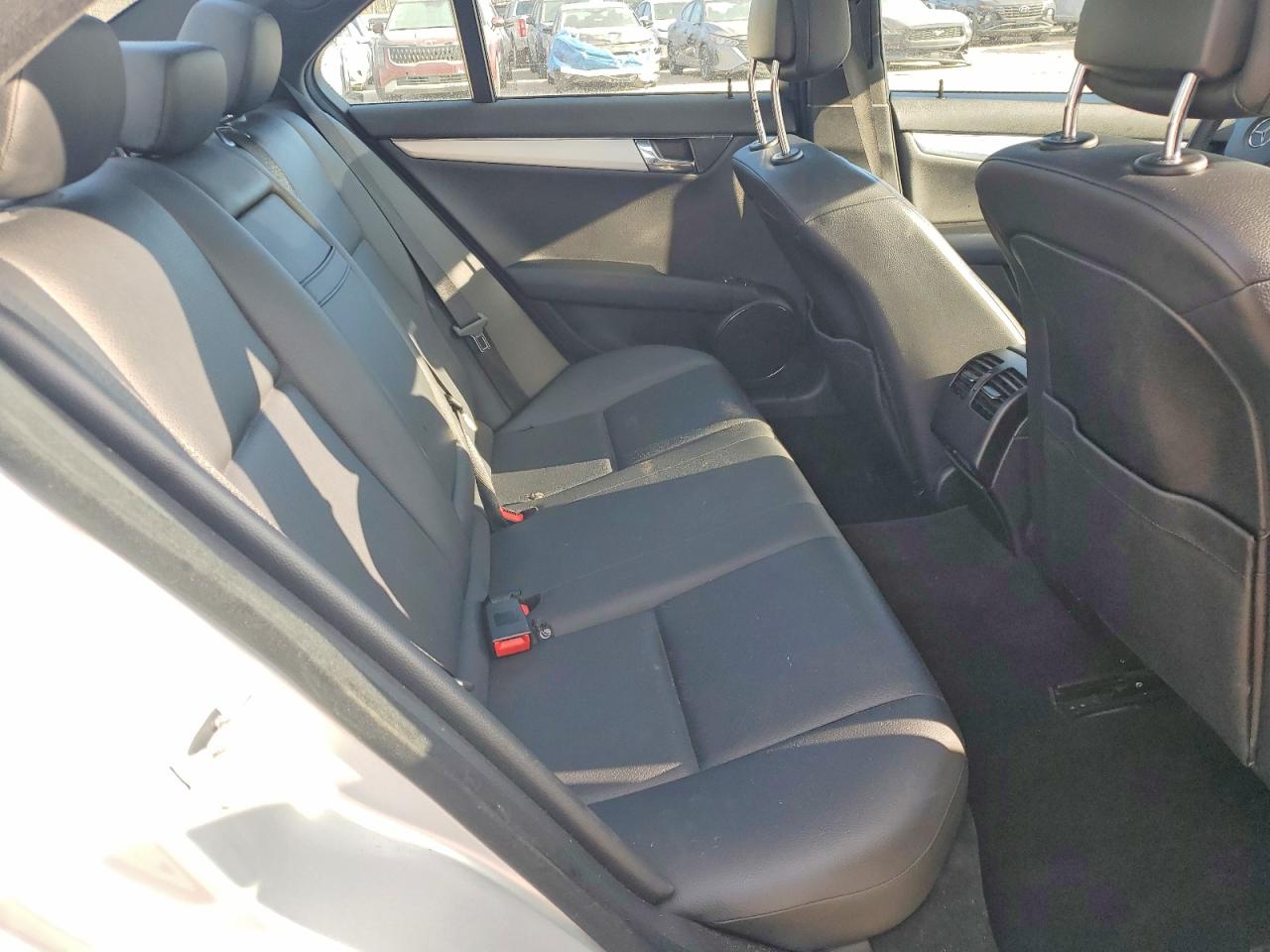 2011 MERCEDES-BENZ C 300 photo 10