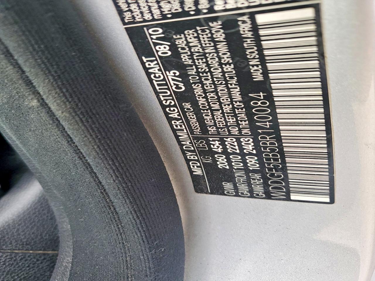 2011 MERCEDES-BENZ C 300 photo 12