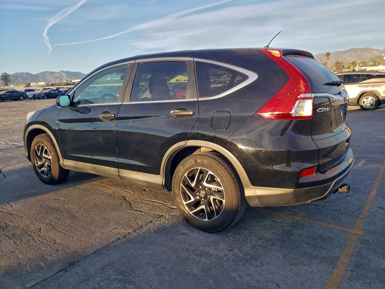 2016 HONDA CR-V photo 2