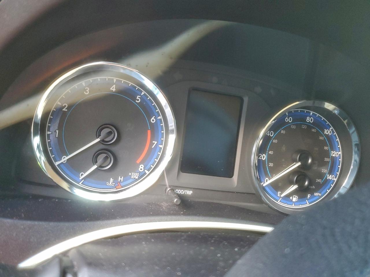 2017 TOYOTA COROLLA L photo 9