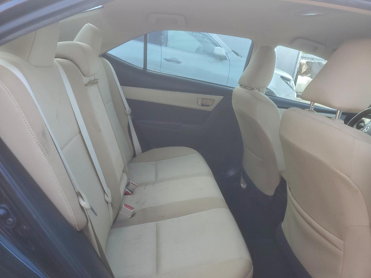2017 TOYOTA COROLLA L photo 10