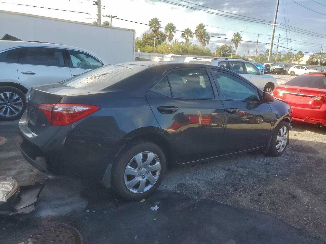 2017 TOYOTA COROLLA L photo 3