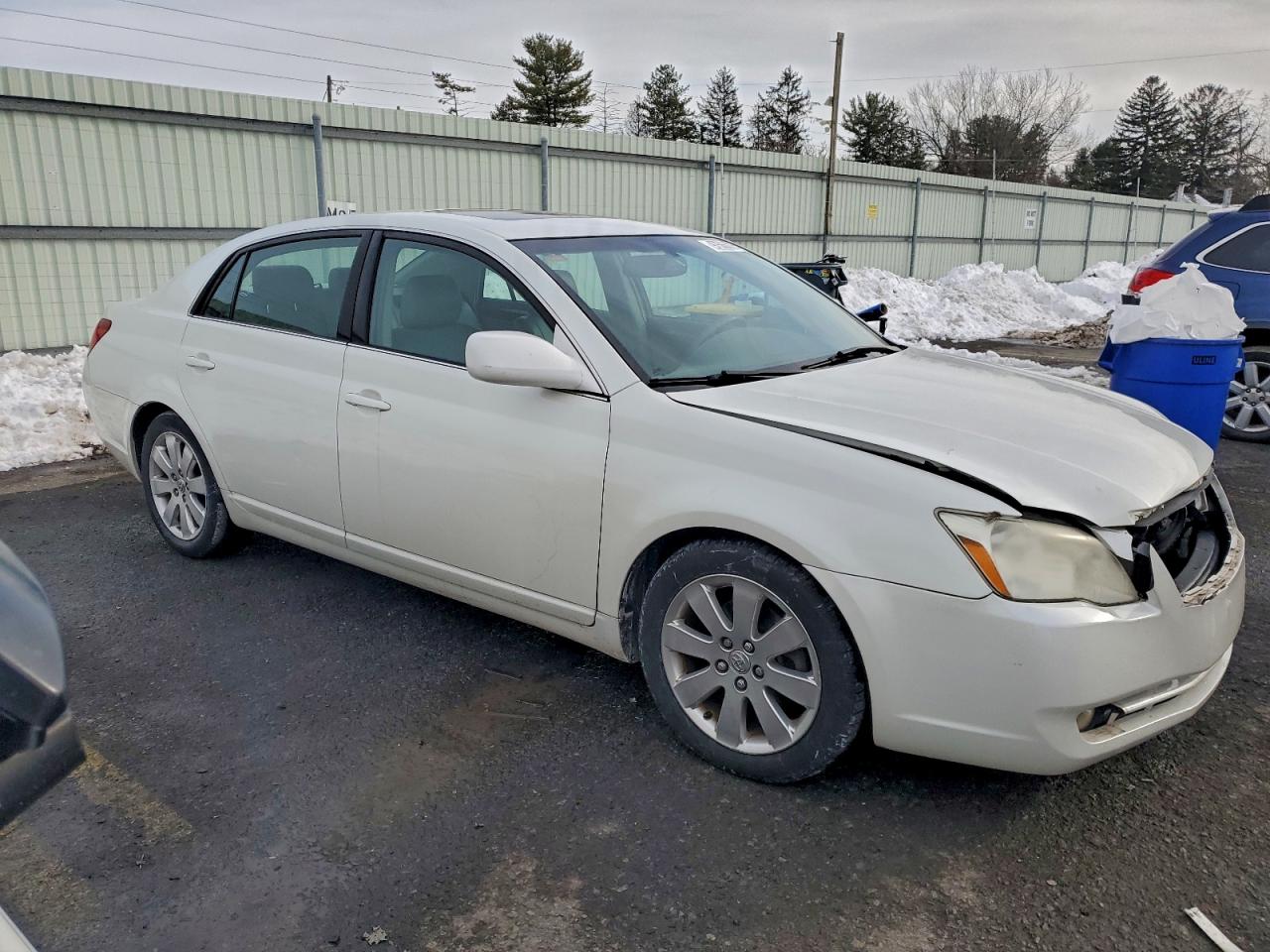 2006 TOYOTA AVALON XL photo 4