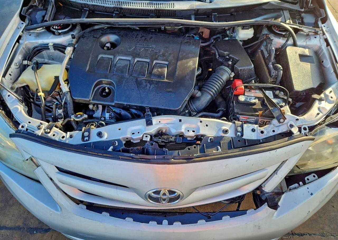 2013 TOYOTA COROLLA L photo 11
