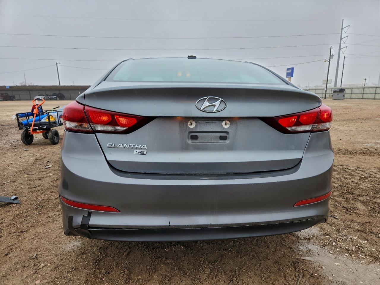 2017 HYUNDAI ELANTRA SE photo 6