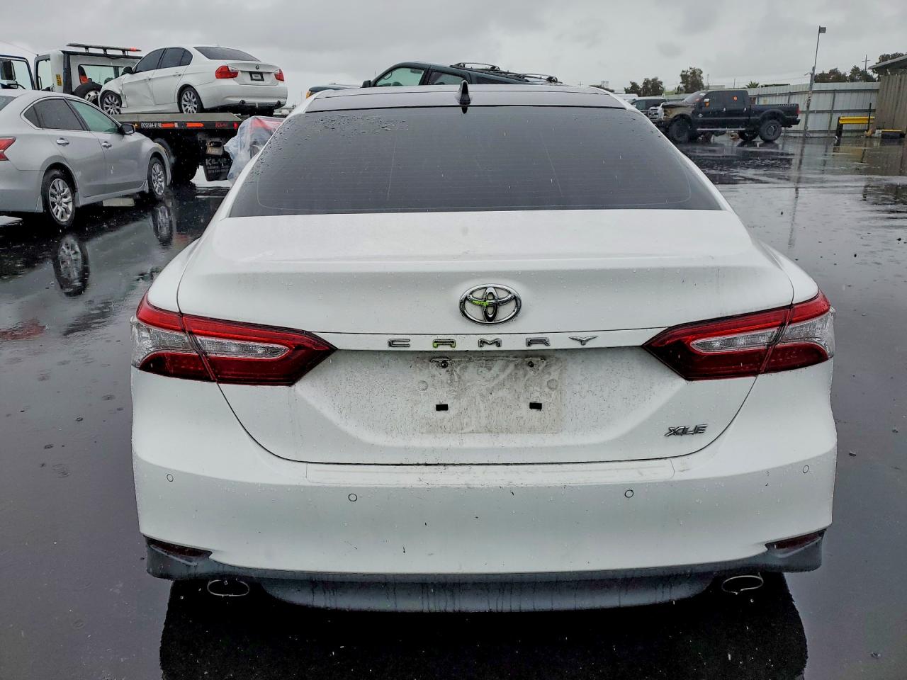 2018 TOYOTA CAMRY XSE photo 6
