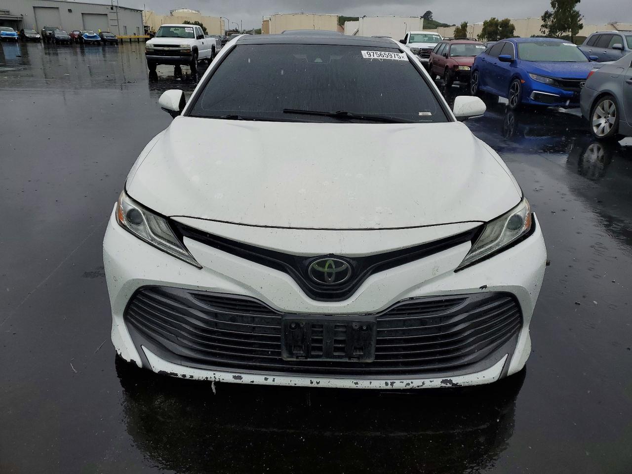 2018 TOYOTA CAMRY XSE photo 5