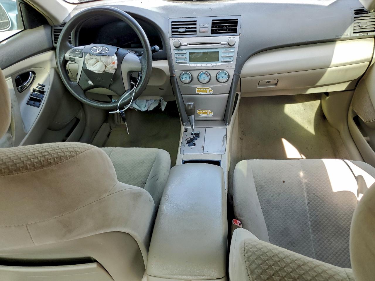 2009 TOYOTA CAMRY BASE photo 8