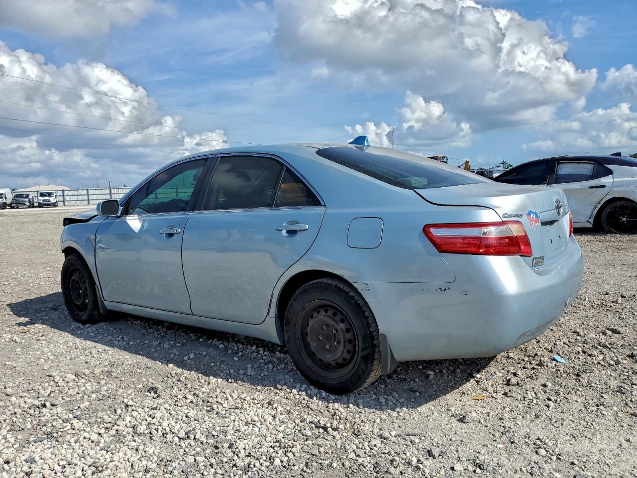 2009 TOYOTA CAMRY BASE photo 2