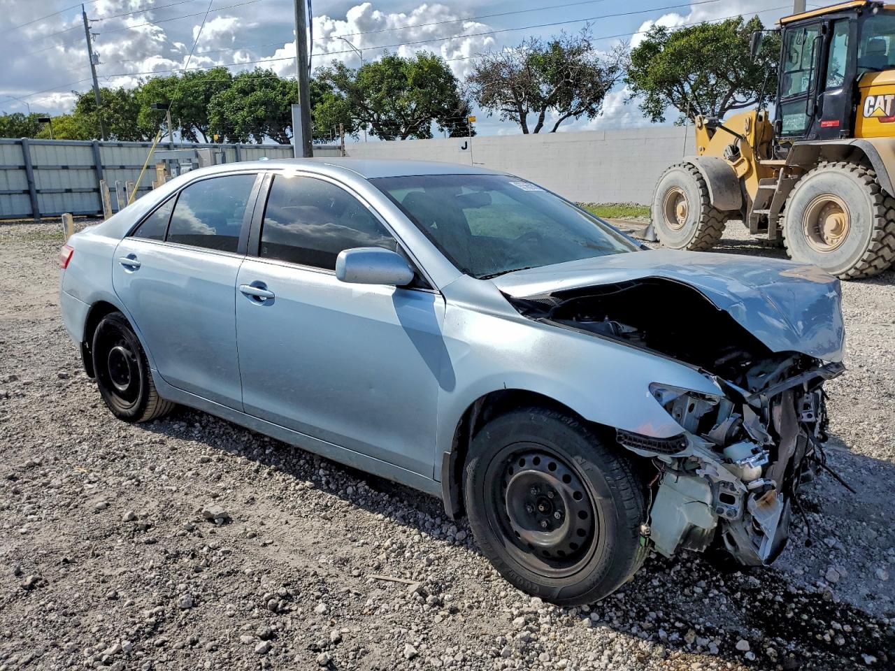 2009 TOYOTA CAMRY BASE photo 4