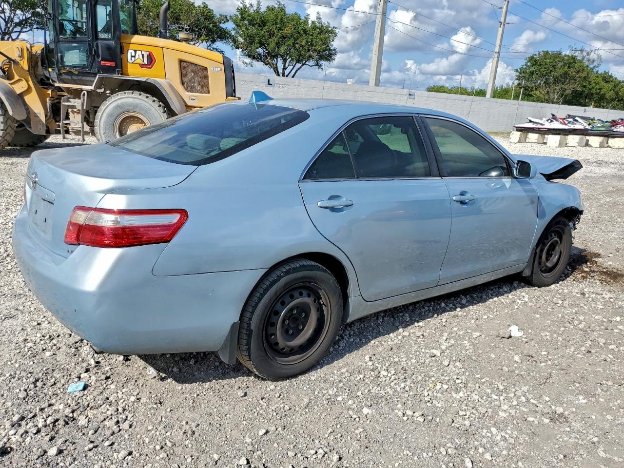 2009 TOYOTA CAMRY BASE photo 3