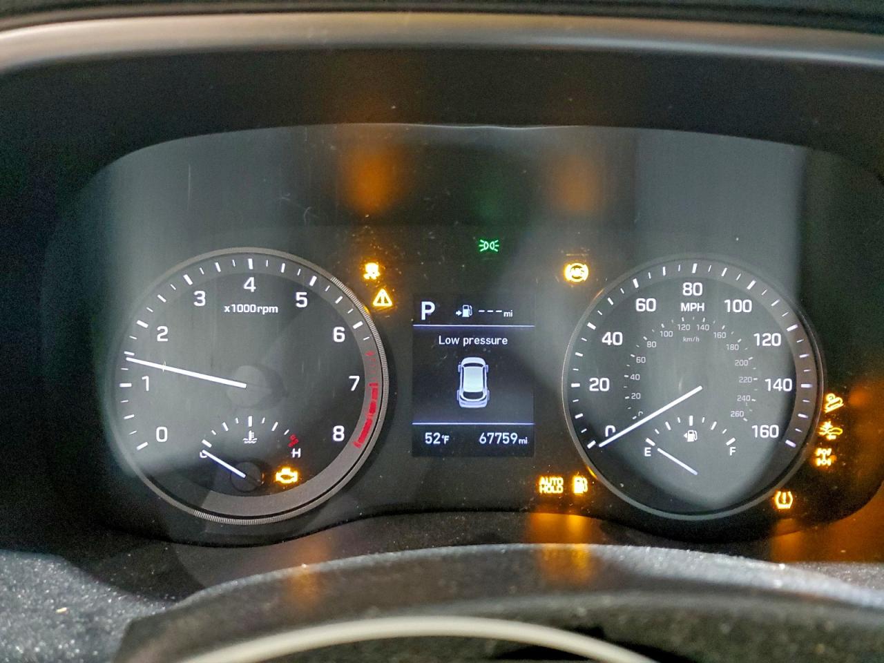 2019 HYUNDAI TUCSON SE photo 9