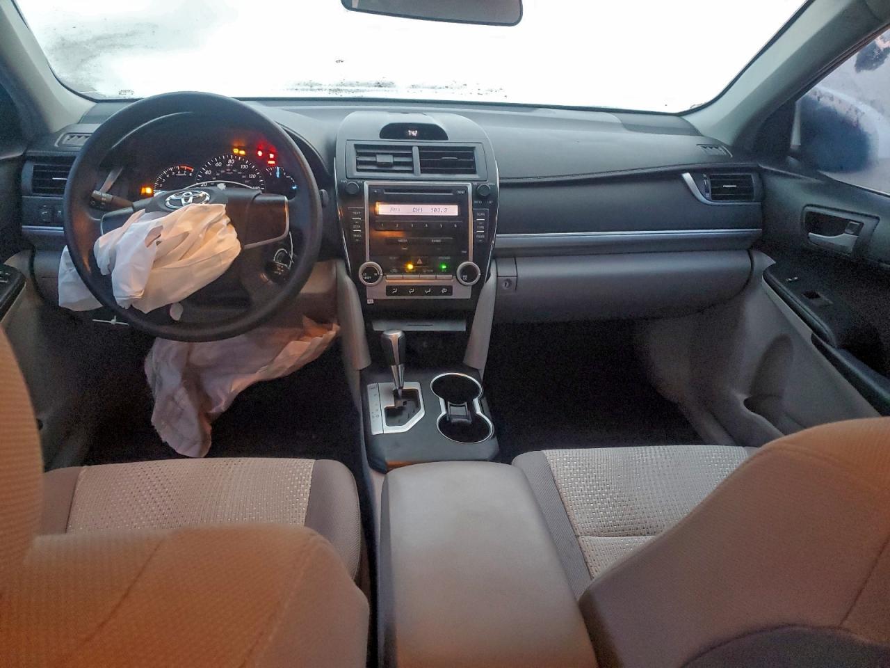 2012 TOYOTA CAMRY BASE photo 8
