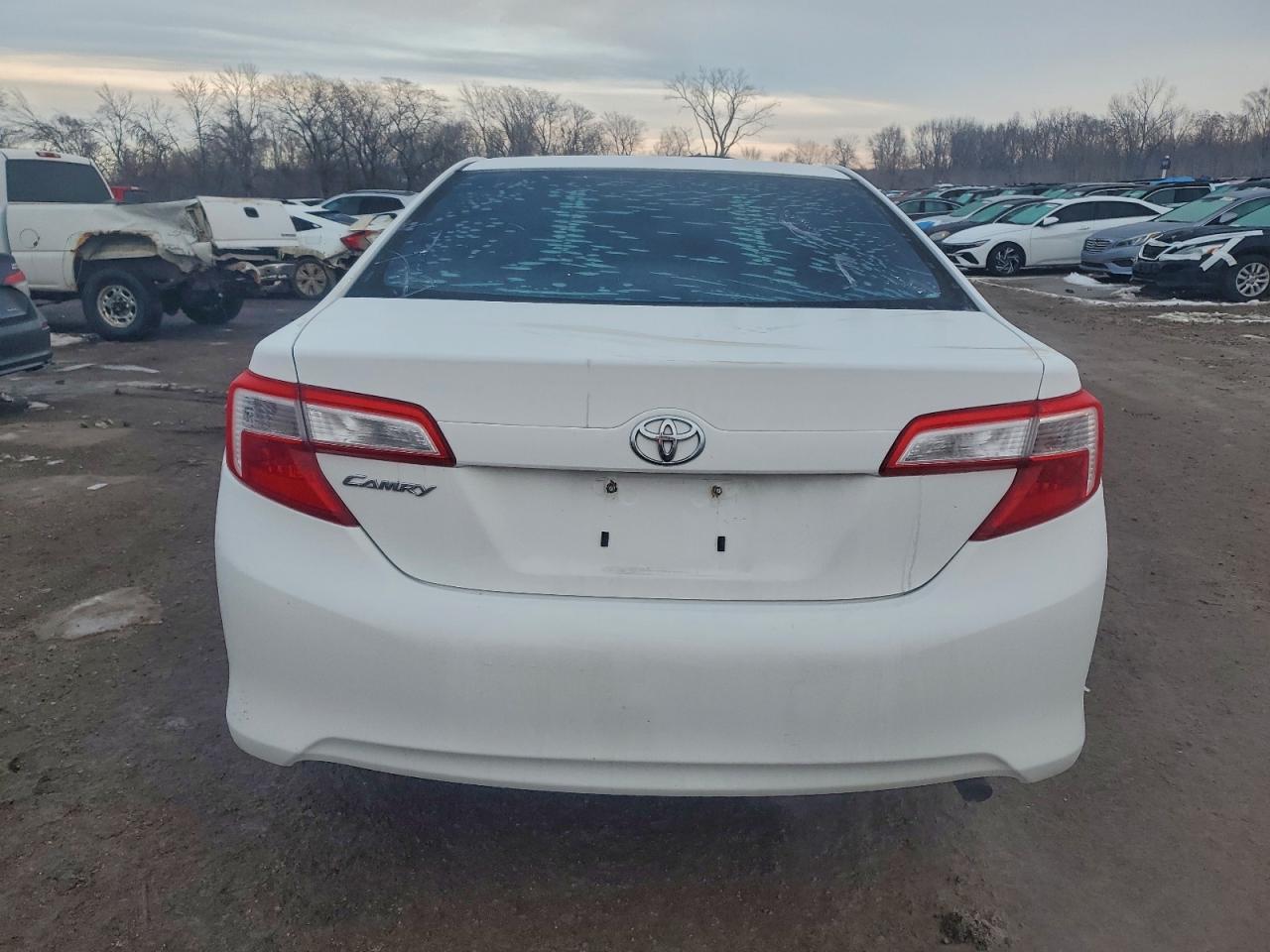 2012 TOYOTA CAMRY BASE photo 6
