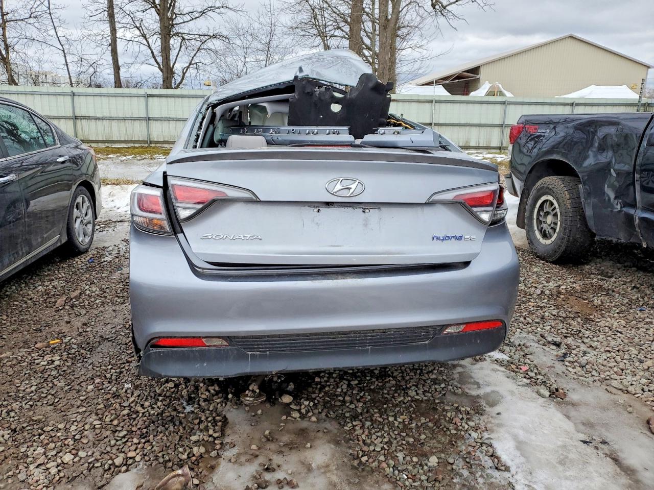 2016 HYUNDAI SONATA HYBRID photo 6
