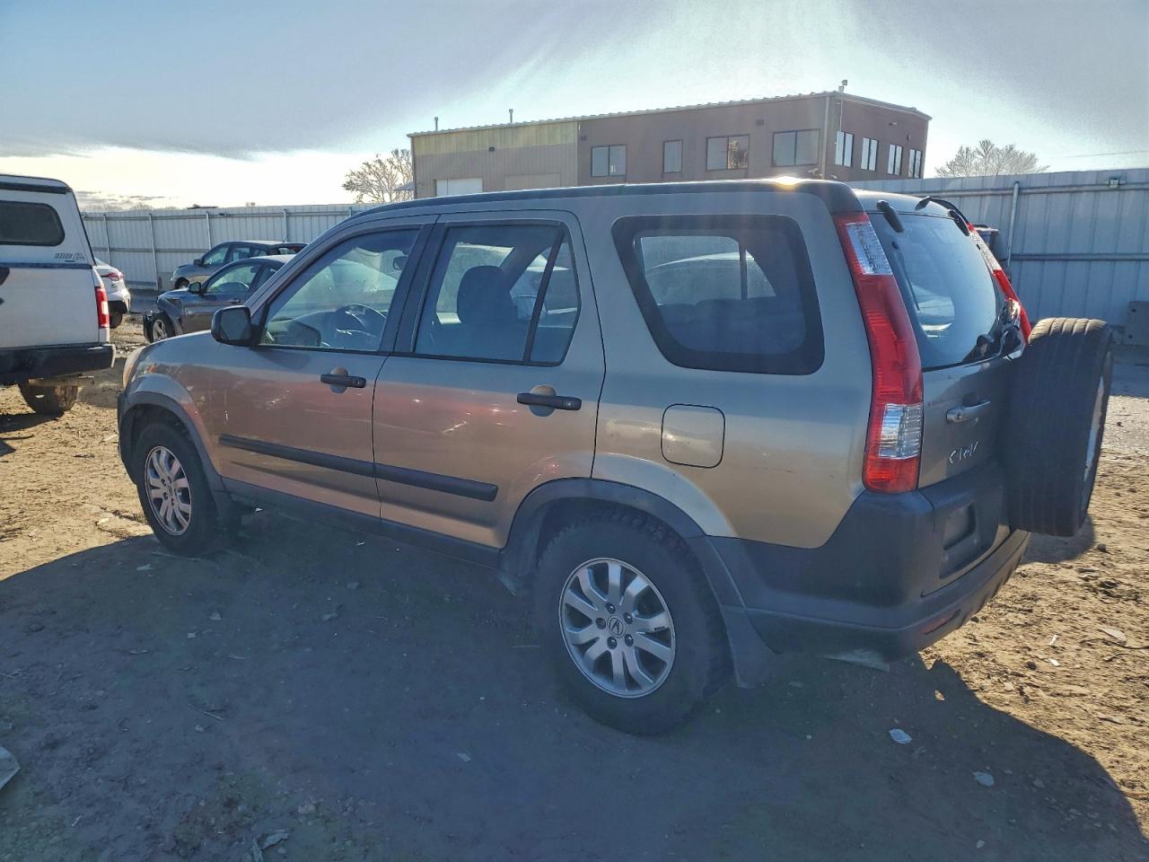 2005 HONDA CR-V LX photo 2