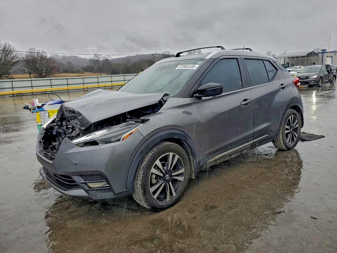 2020 NISSAN KICKS