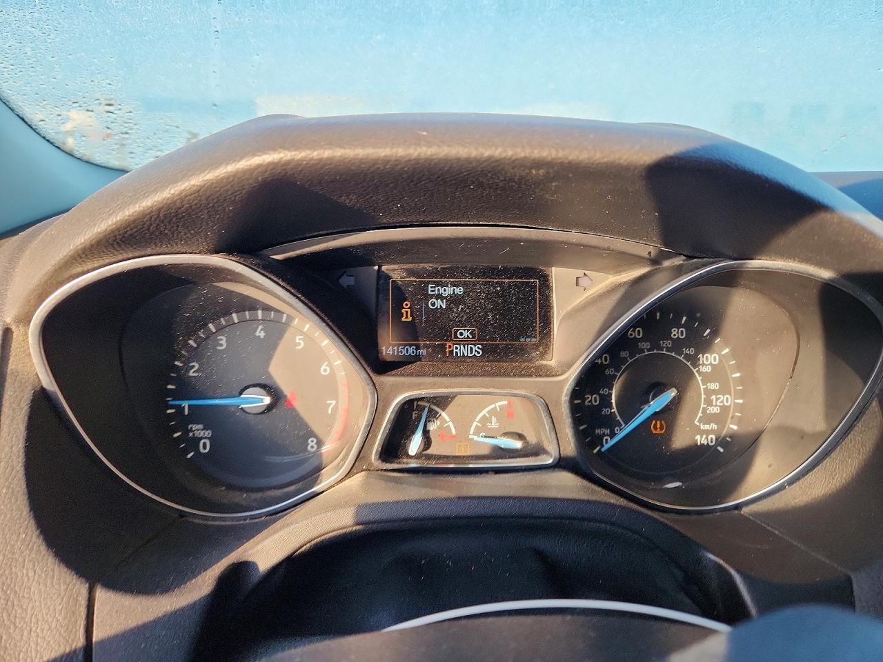 2015 FORD FOCUS SE photo 9