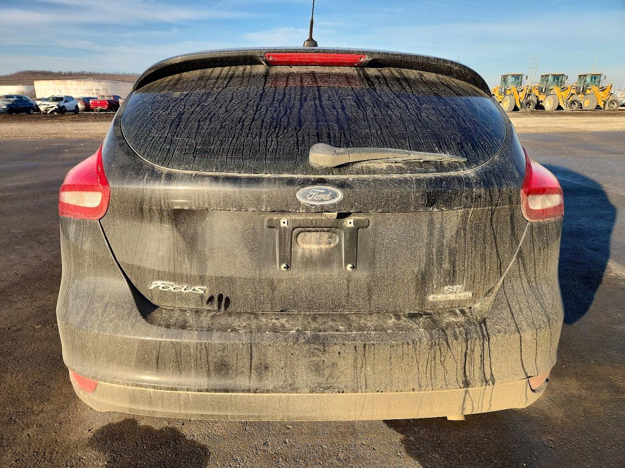 2015 FORD FOCUS SE photo 6