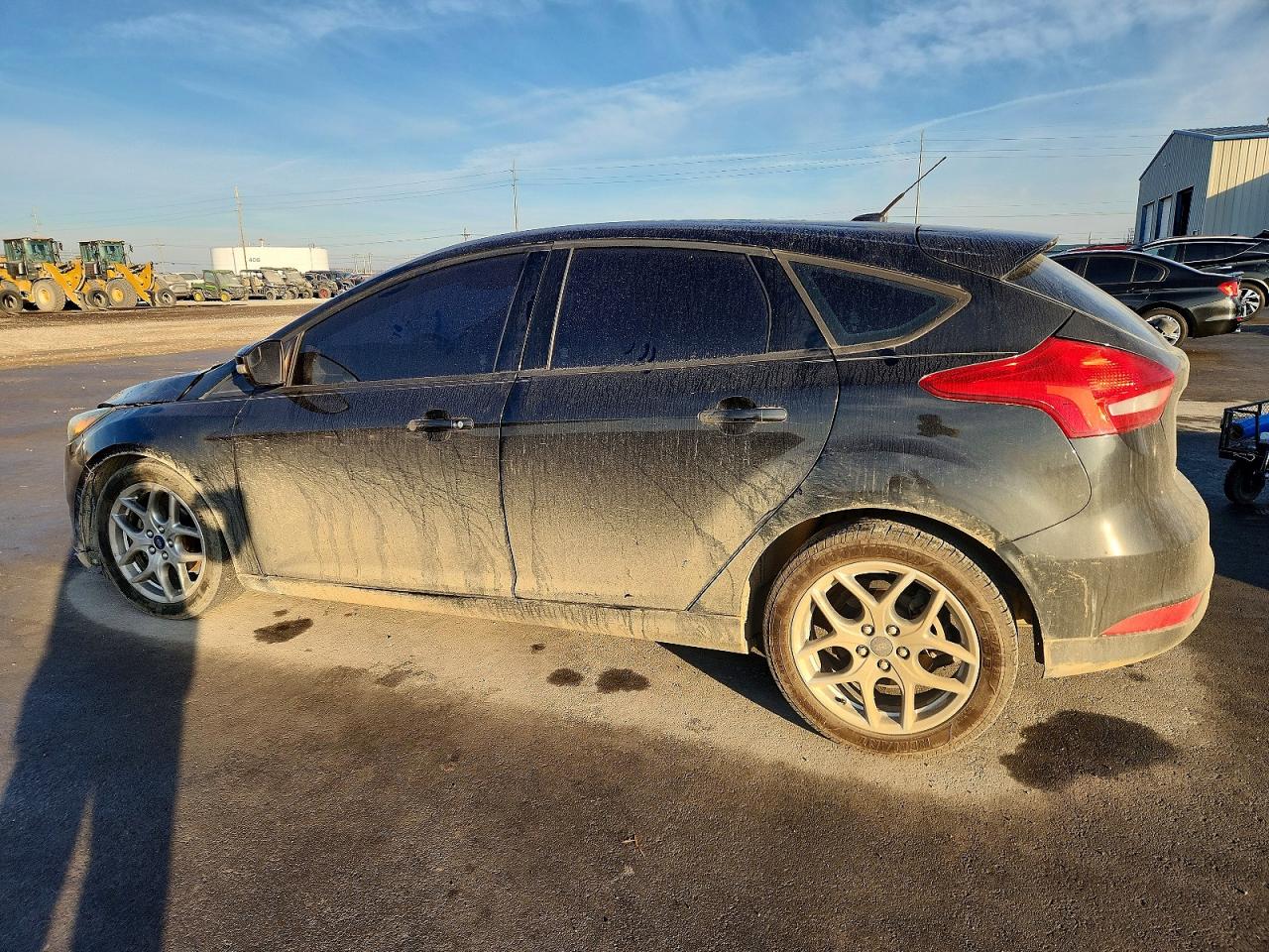 2015 FORD FOCUS SE photo 2