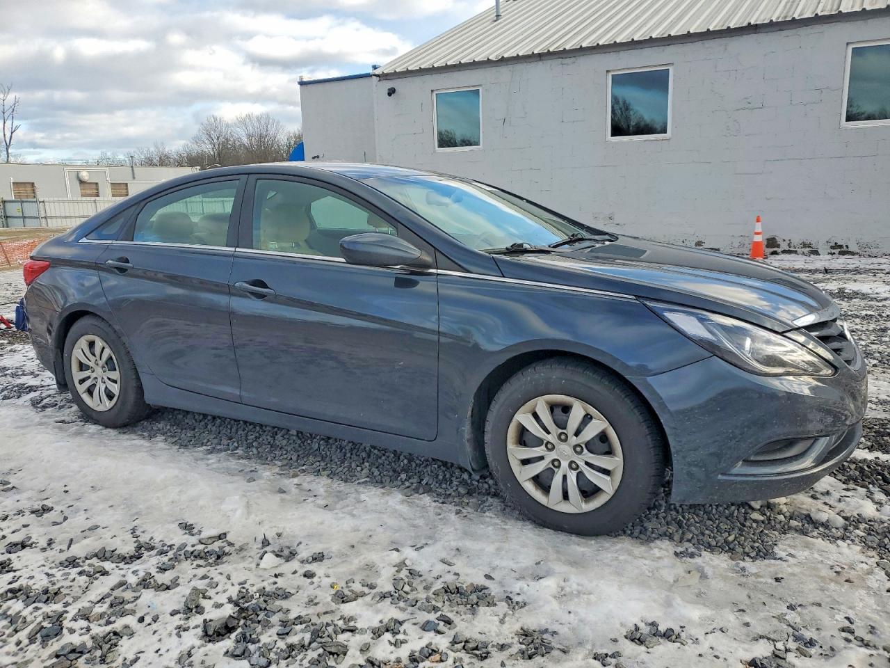 2013 HYUNDAI SONATA GLS photo 4