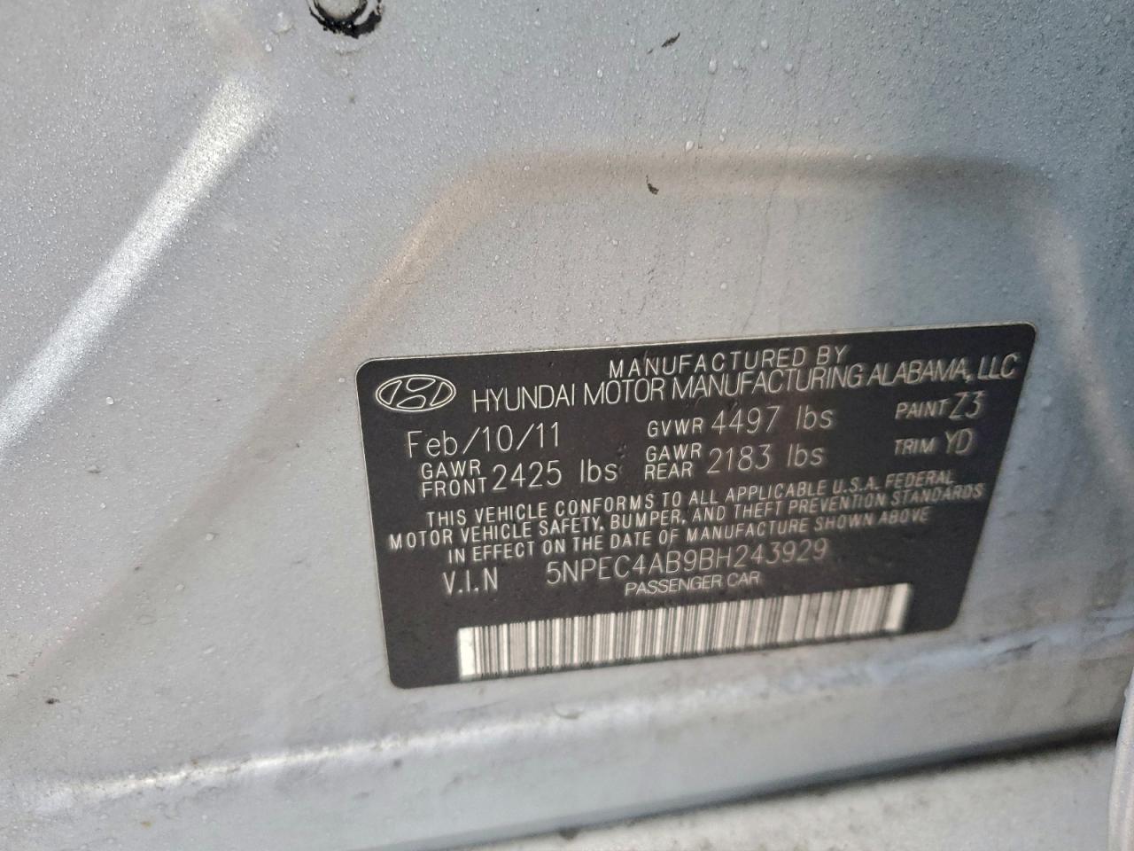 2011 HYUNDAI SONATA SE photo 23