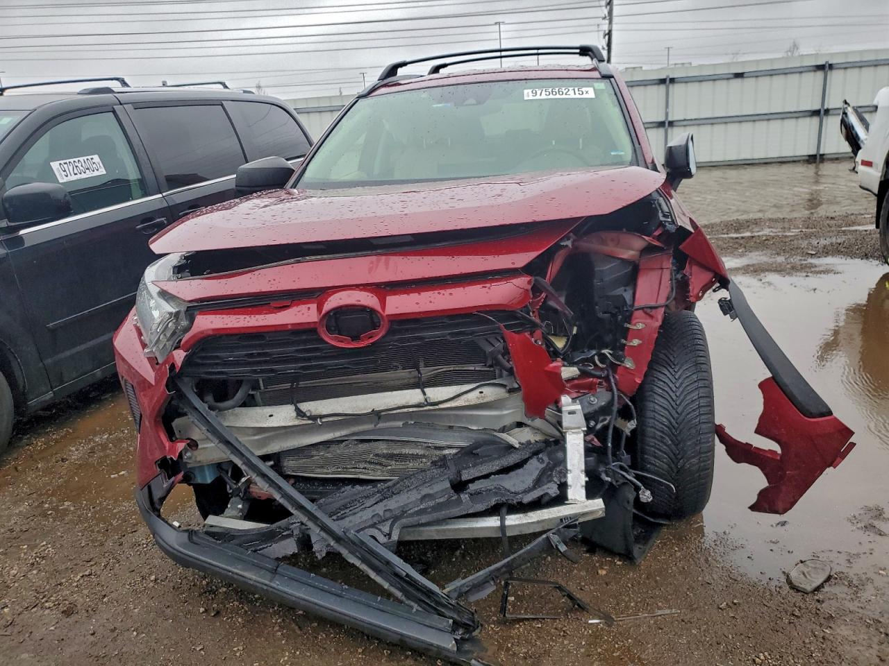 2019 TOYOTA RAV4 LE photo 9