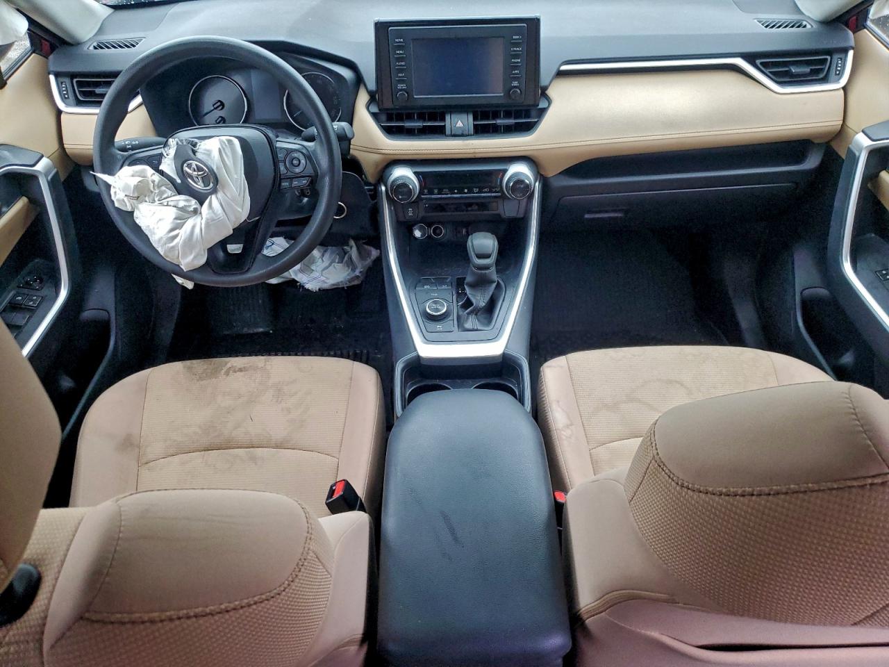 2019 TOYOTA RAV4 LE photo 15