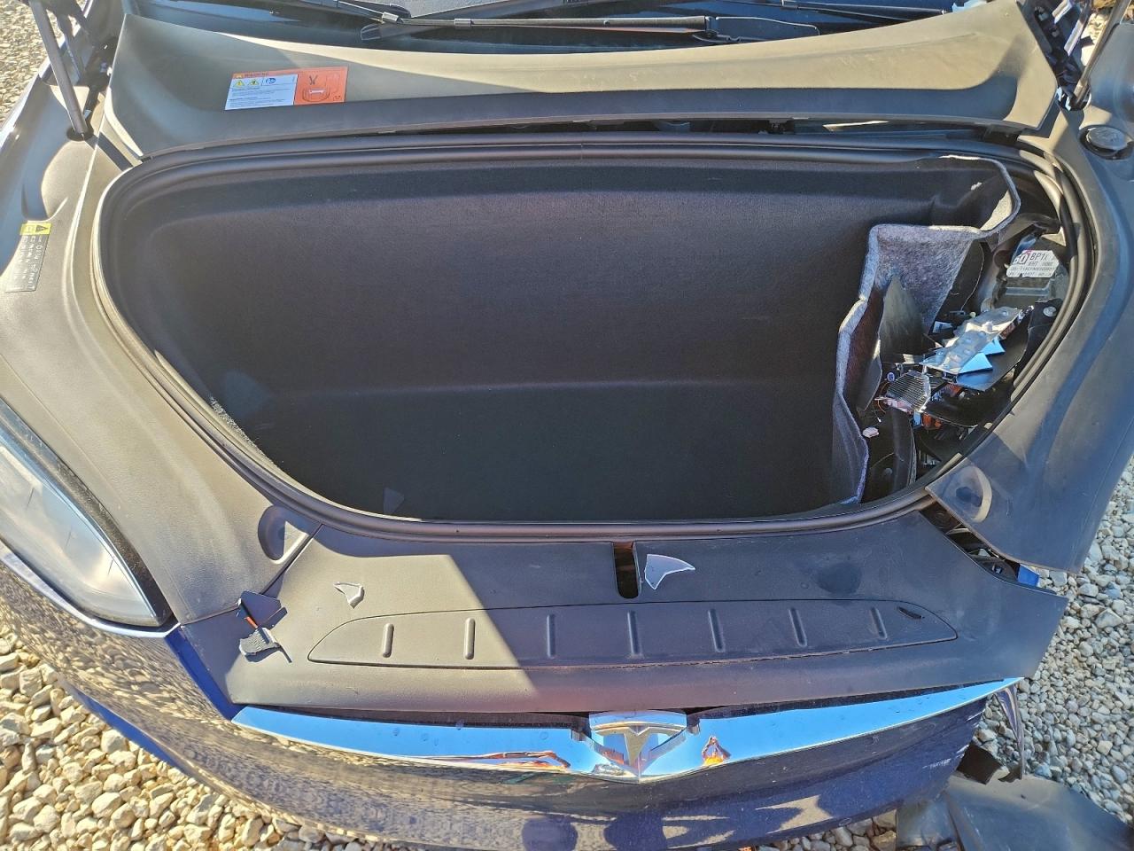 2018 TESLA MODEL X photo 12