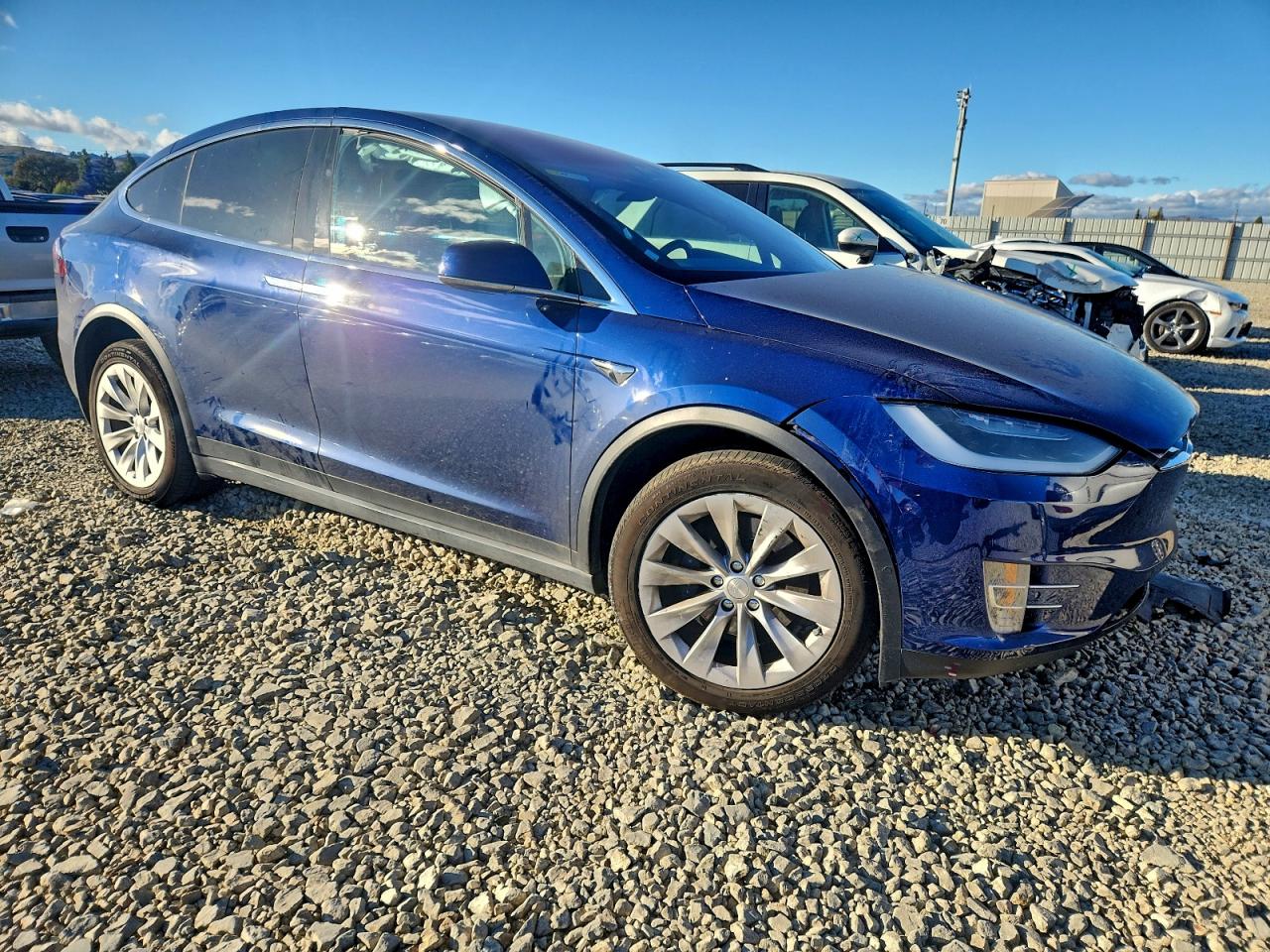 2018 TESLA MODEL X photo 4
