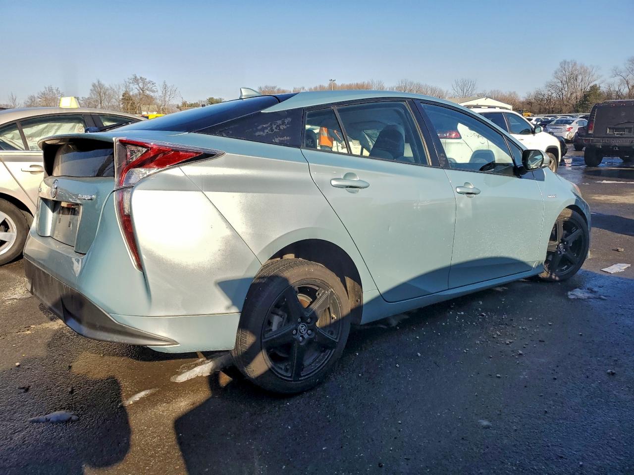 2016 TOYOTA PRIUS photo 3