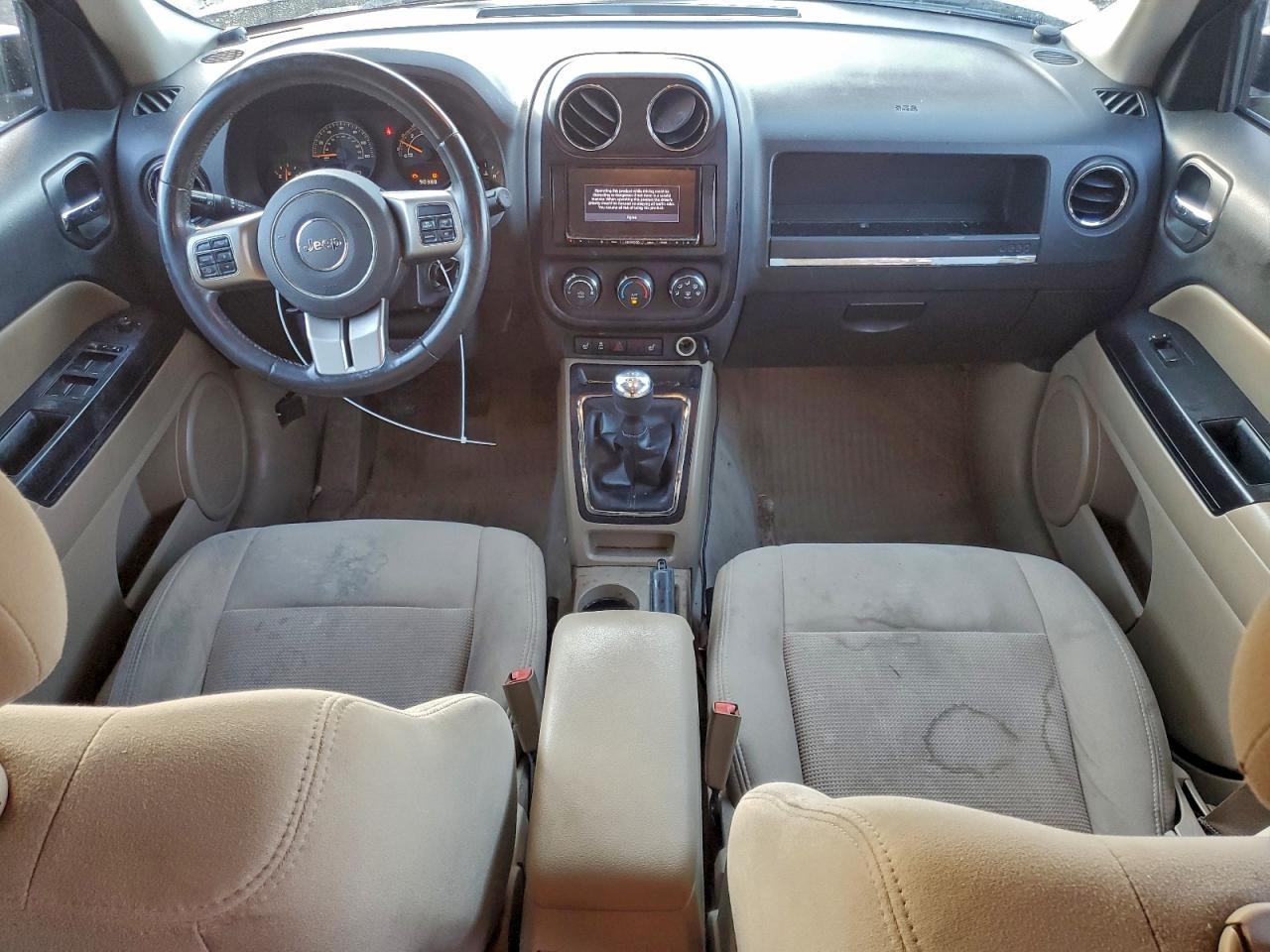 2014 JEEP PATRIOT LATITUDE photo 8