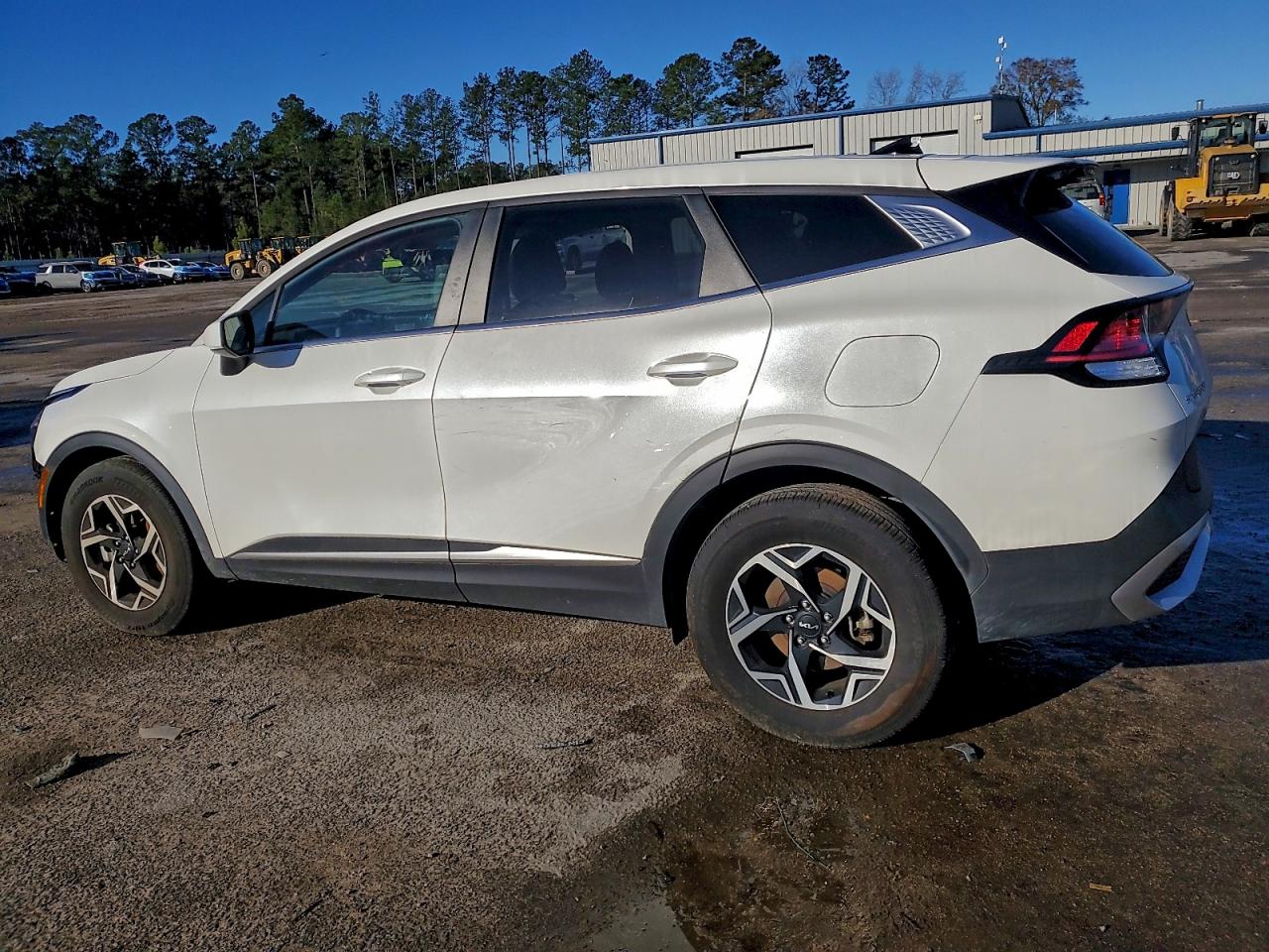 2025 KIA SPORTAGE LX photo 2