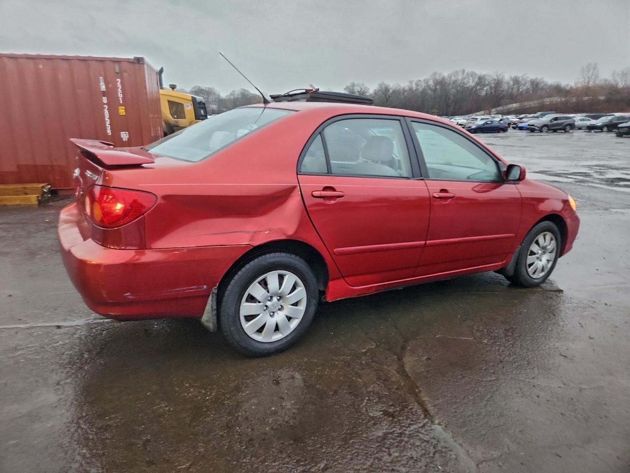 2004 TOYOTA COROLLA LE photo 5