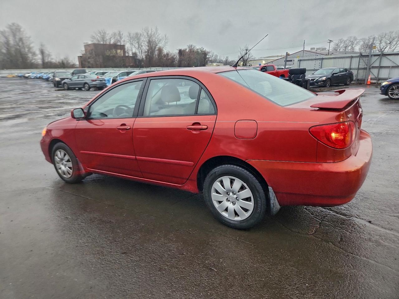 2004 TOYOTA COROLLA LE photo 3
