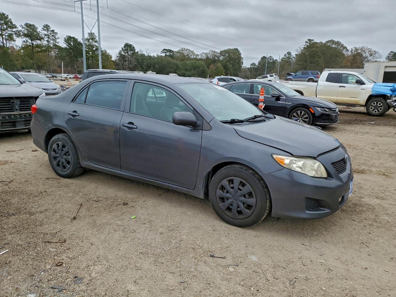 2010 TOYOTA COROLLA BASE photo 4