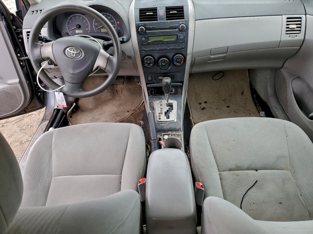 2010 TOYOTA COROLLA BASE photo 8