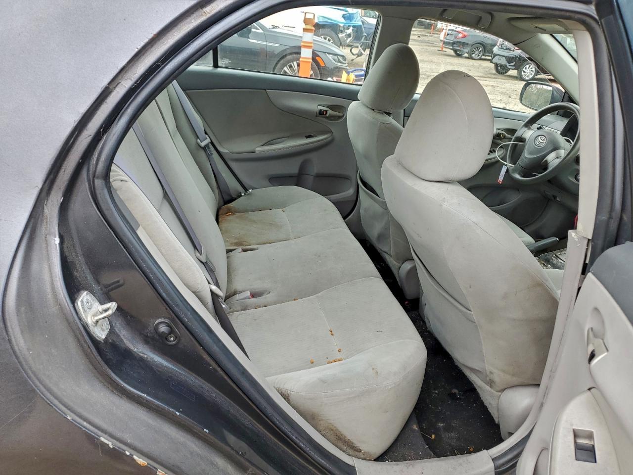 2010 TOYOTA COROLLA BASE photo 10