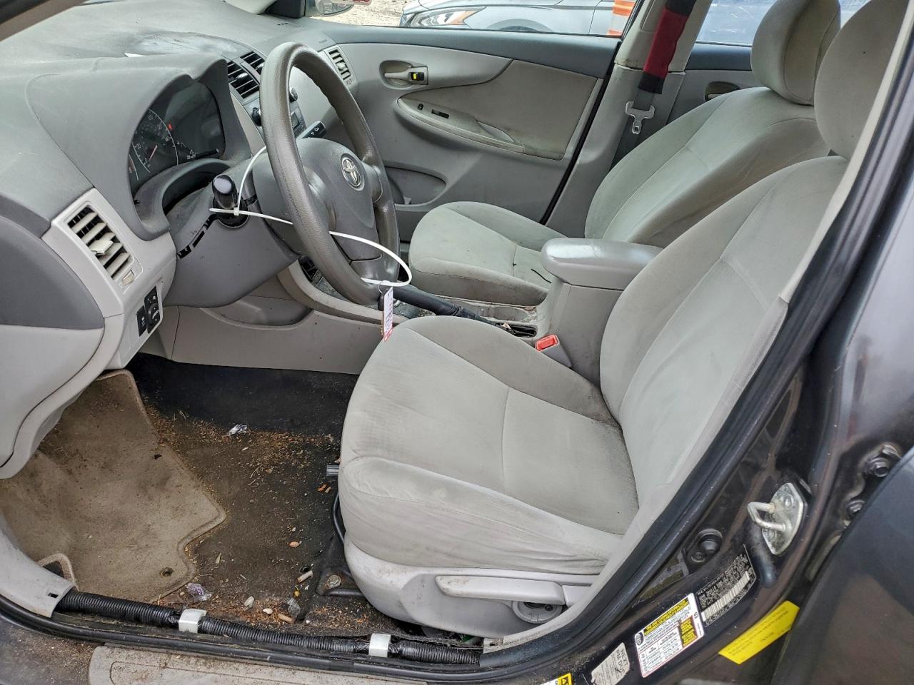 2010 TOYOTA COROLLA BASE photo 7