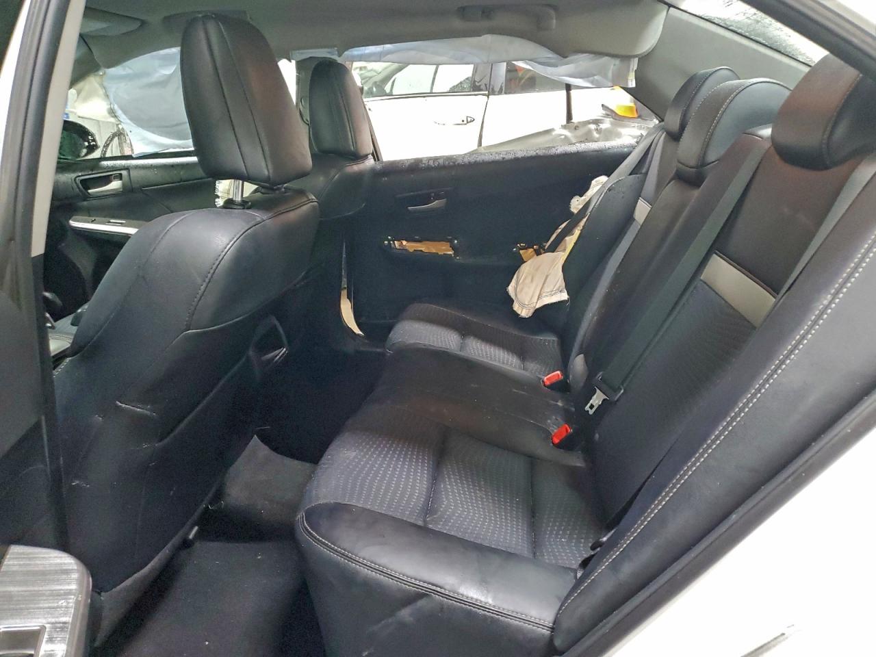 2013 TOYOTA CAMRY L photo 10