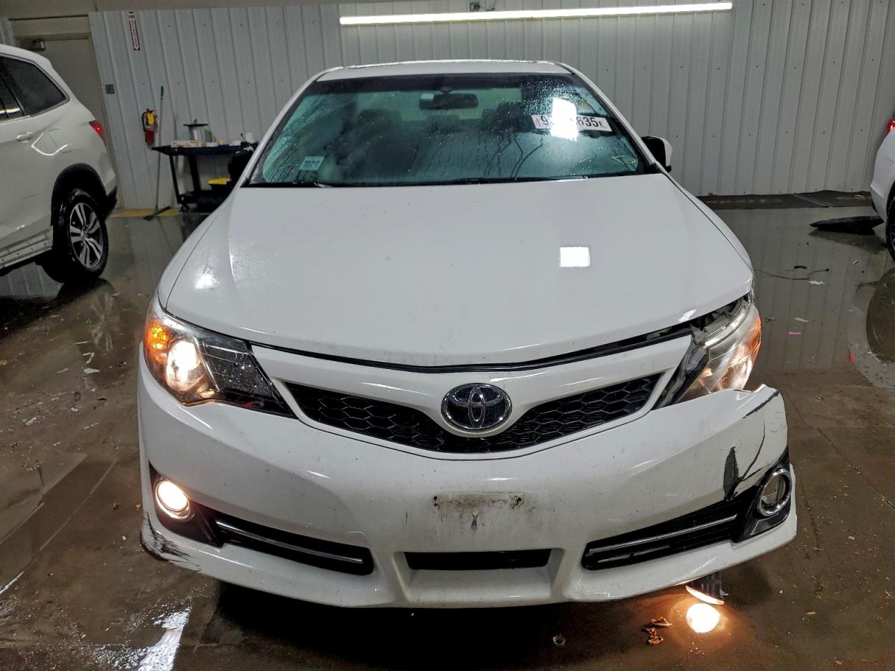 2013 TOYOTA CAMRY L photo 5